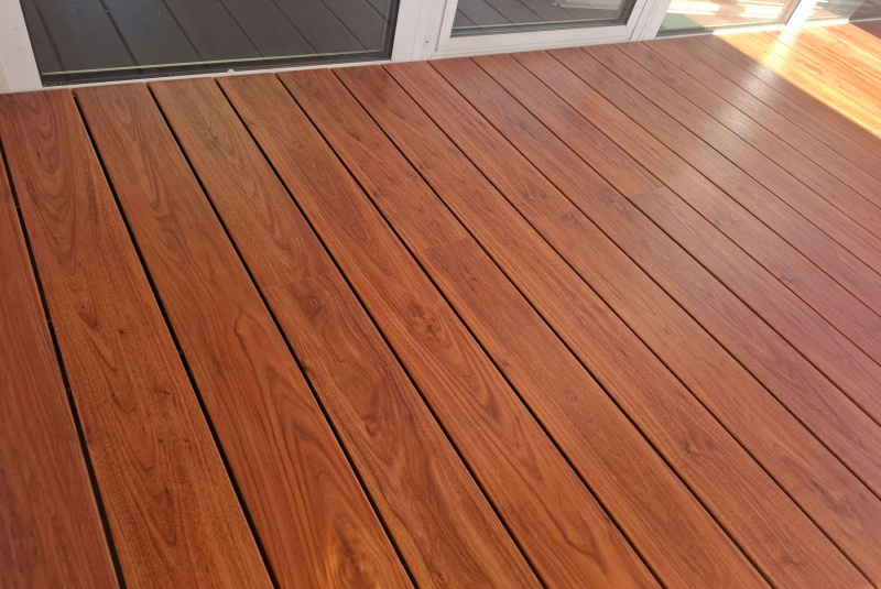 Aj táto terasa je dôkazom precíznosti spájaných WPC dosiek. Terasy z odrezkov Terasy z odrezkov