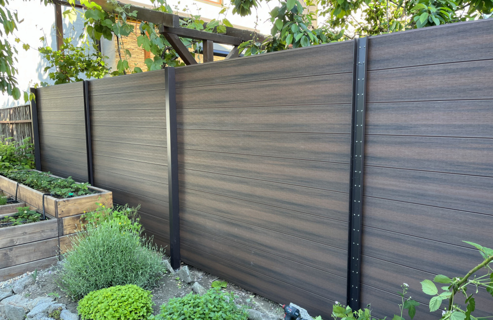 Ploty Profi - produkt / Profi plotová s perodrážkou - video Ploty Profi - produkt / Profi plotová s perodrážkou - video